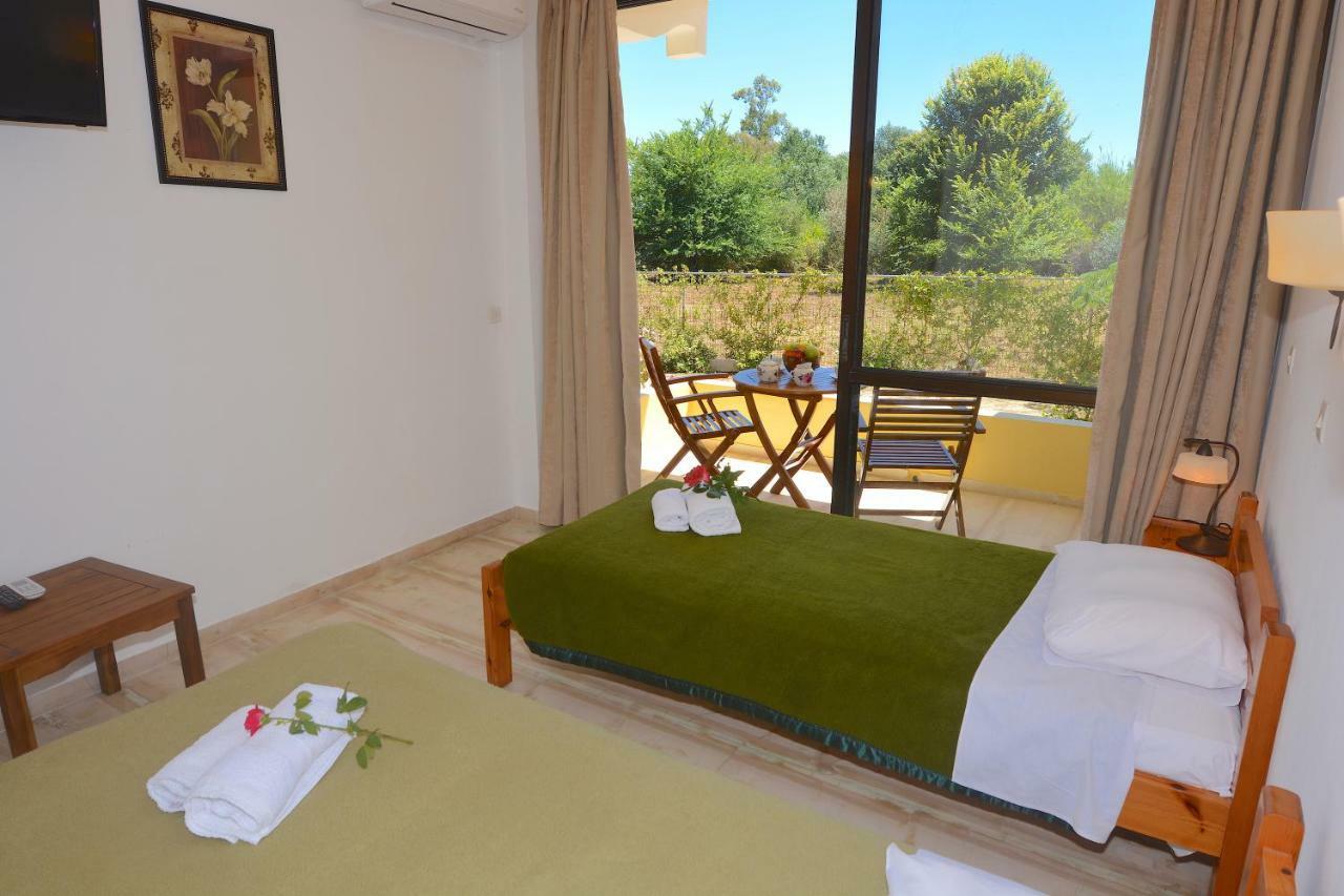 Alexandra Apartments Melíkia Kültér fotó