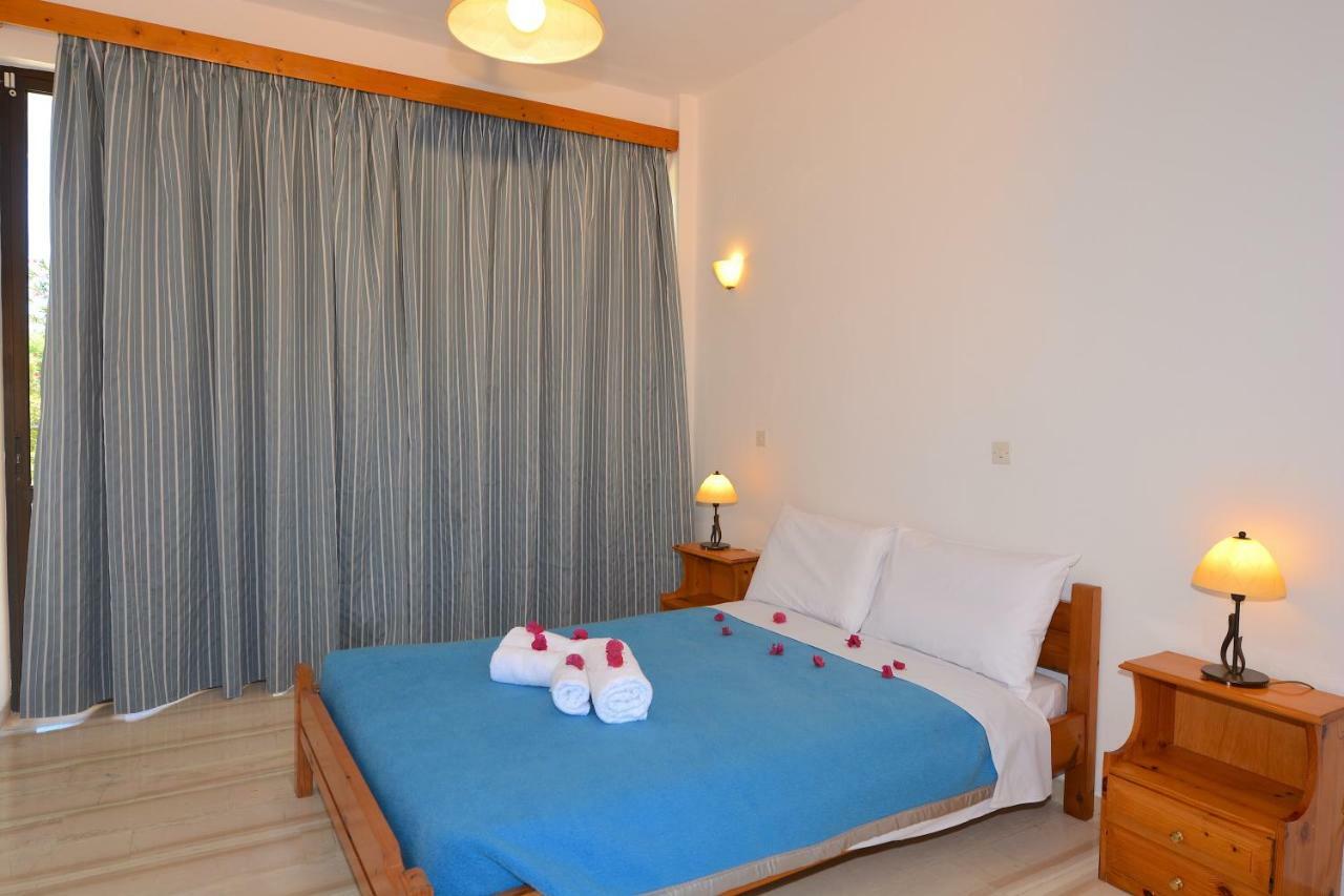 Alexandra Apartments Melíkia Kültér fotó